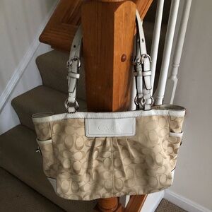 Coach Tan and Cream Signature Tote Bag vintage